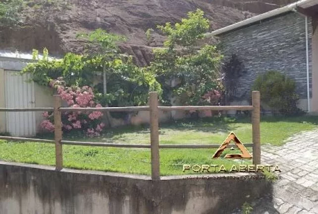 Imagem Casa 3 quartos, suíte e área verde - cod 1260