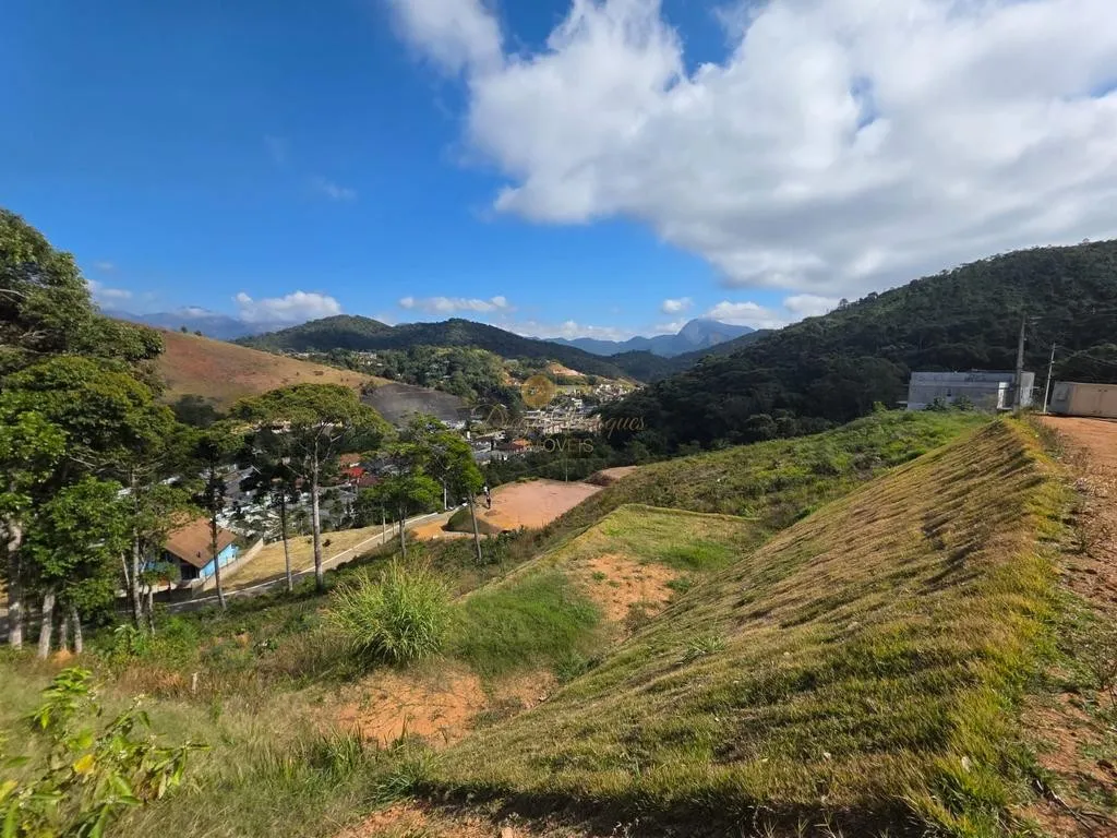Imagem Terreno em Condomínio para Venda em Teresópolis / RJ no bairro Prata