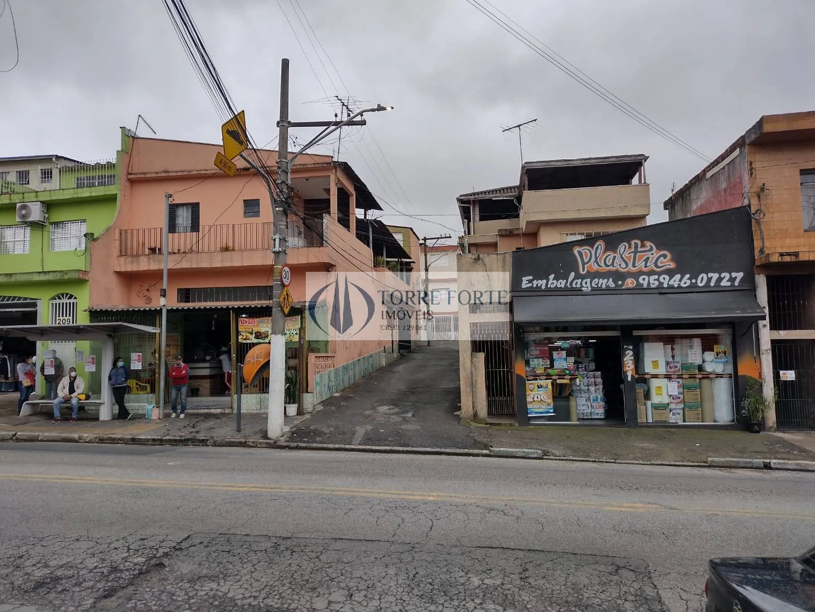 Imagem 4 casas e um salão comercial no Jardim Colorado