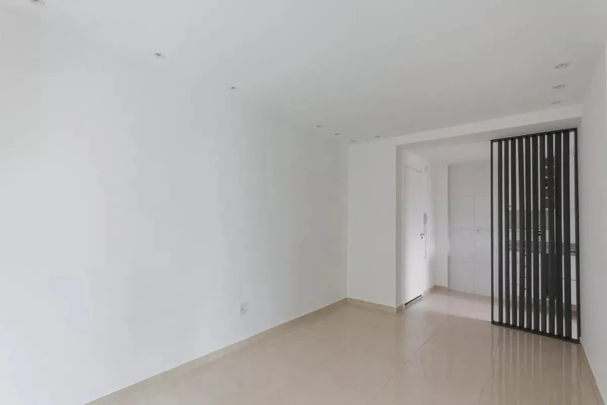 Foto do imóvel Apartamento para Venda, Taquara, 2 dormitórios, 1 suíte, 2 banheiros, 1 vaga em Estara do Rio Grande, 868 - Taquara - RJ