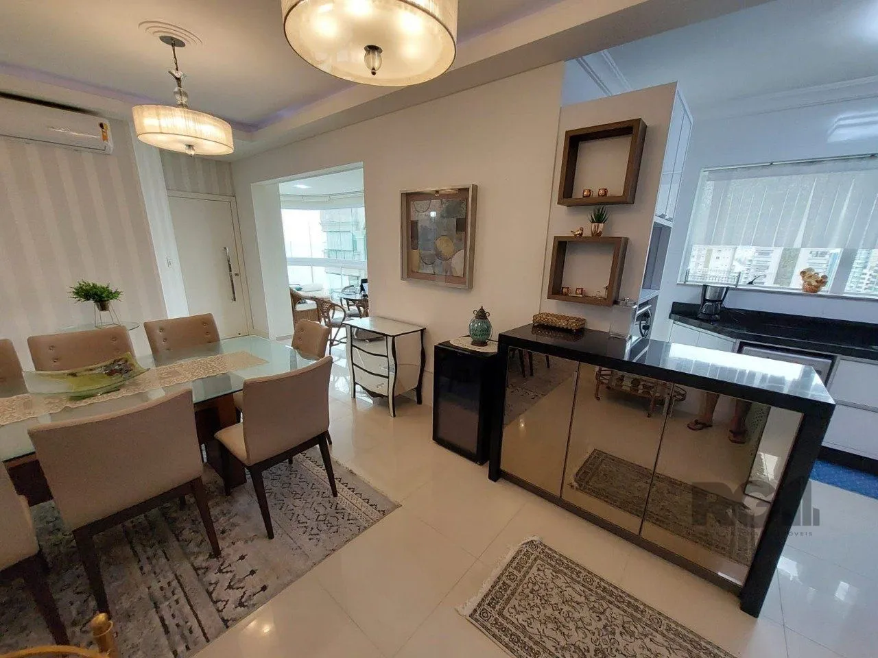 Imagem APARTAMENTO 3 SUITES - ANDAR ALTO - VISTA PARA O MAR - MEIA PRAIA - ITAPEMA - SC