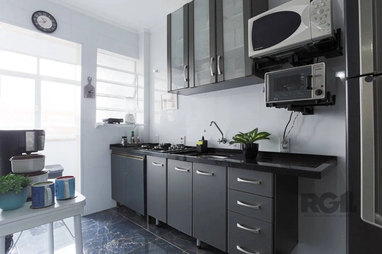 Imagem Apartamento de dois quartos no bairro Farroupilha em Porto Alegre.
