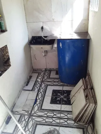 Imagem Kitnet com 1 Quarto para Alugar, 28 m² em Guaratiba - Rio de Janeiro