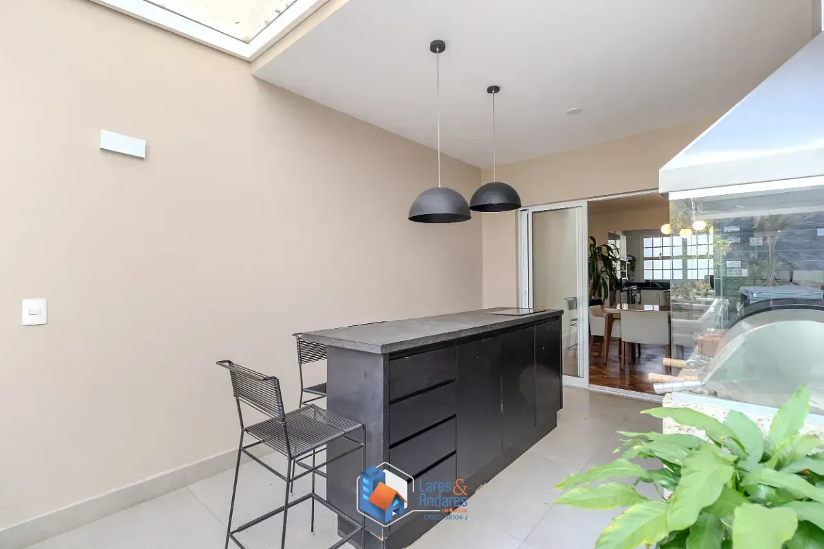 Imagem Casa em condomínio para venda em Jardim Prudência com 5 quartos, sendo 3 suítes, 329m²