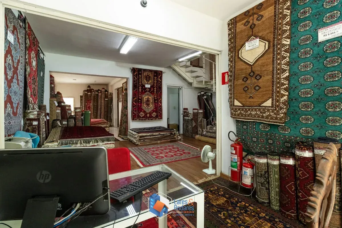 Imagem Casa comercial para venda em Pinheiros, 240m²