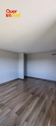 Imagem Luxuosa Casa em Condomínio à venda em Ribeirão Preto-SP, no Alphaville: 4 quartos, 4 suítes, 2 salas, 7 banheiros, 4 vagas de garagem, 498m² - Com Cinema Anfiteatro!