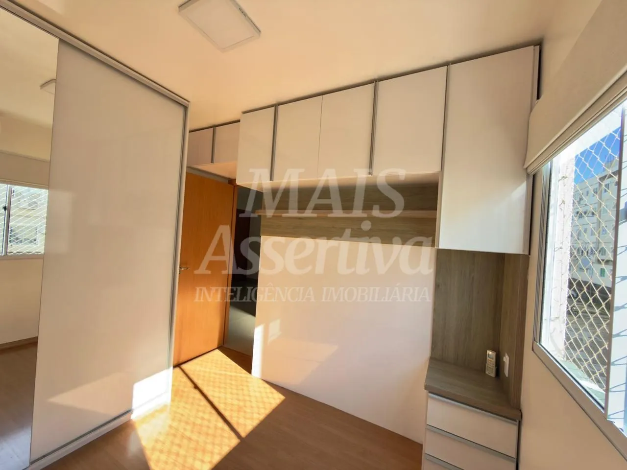 Imagem Apartamento semi mobiliado para venda no Saint Germain - 3º andar