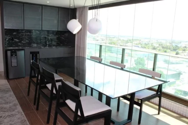 Imagem Apartamento decorado e mobiliado para Locação na Santa Monica com 3 suites