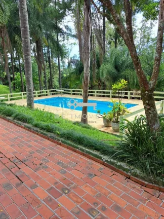Imagem Casa no Condomínio FAZENDINHA em meio ao verde e em harmonia com a natureza