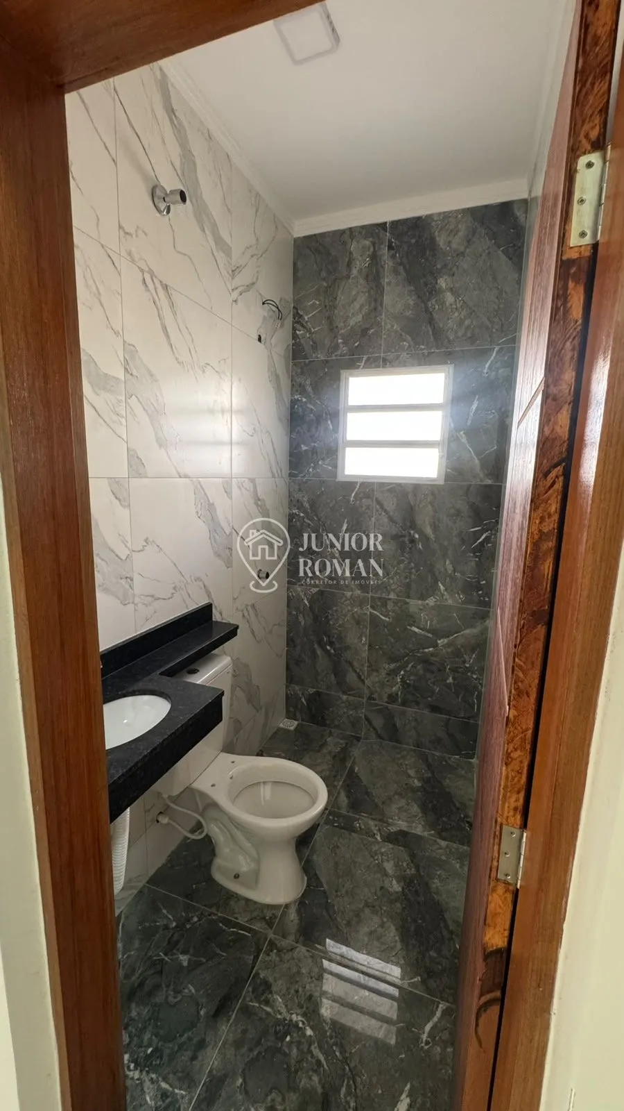 Imagem CASA NOVA COM PISCINA À VENDA EM ITANHAÉM - BAIRRO LARANJEIRAS