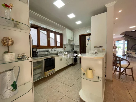 Imagem Casa para venda em Riviera de São Lourenço – Com 3dormitórios 2 suítes 300m² de área útil