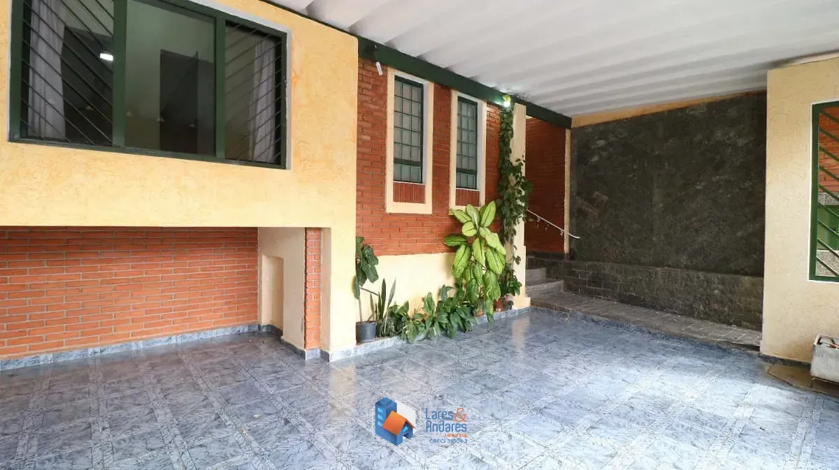 Imagem Casa para venda em Bortolândia com 4 quartos, sendo 1 suíte, 188m²