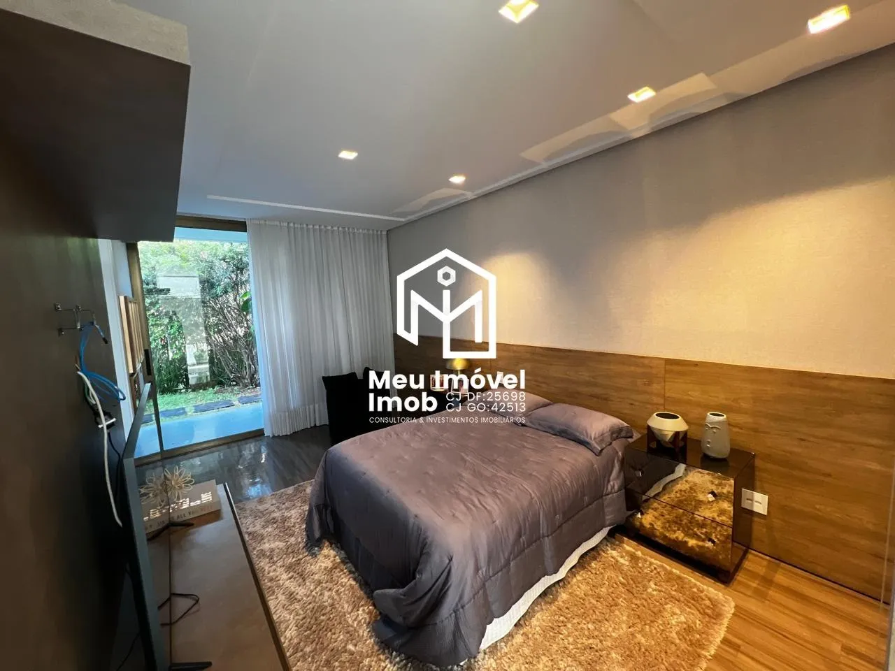 Imagem Casa 4 Quartos 4 Suítes 7 Vagas 860m² Mobiliado Park Way/DF