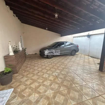 Imagem Casa à venda no bairro Jardim Nenê Gomes, em Uberaba