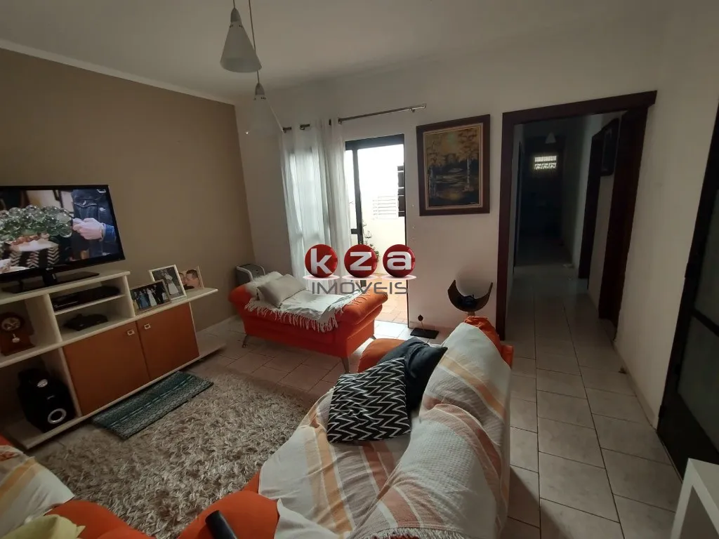 Imagem Casa em Condomínio de Luxo no Parque das Colinas - Valinhos-SP 2 Quartos, 1 Suíte, 3 Salas, 2 Banheiros, 3 Vagas - 160m²
