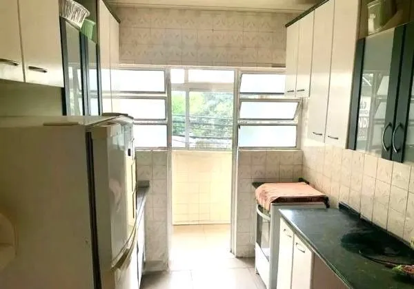 Imagem Apartamento no Petrópolis de 2 dormitórios e 2 vagas DESOCUPADO