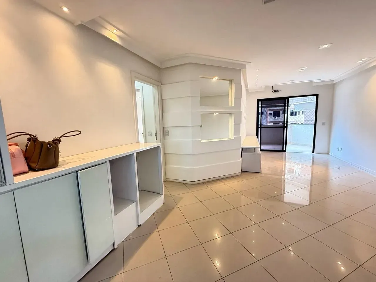 Imagem Apartamento com 3 Quartos à Venda, 117 metros em Jurunas - Belém