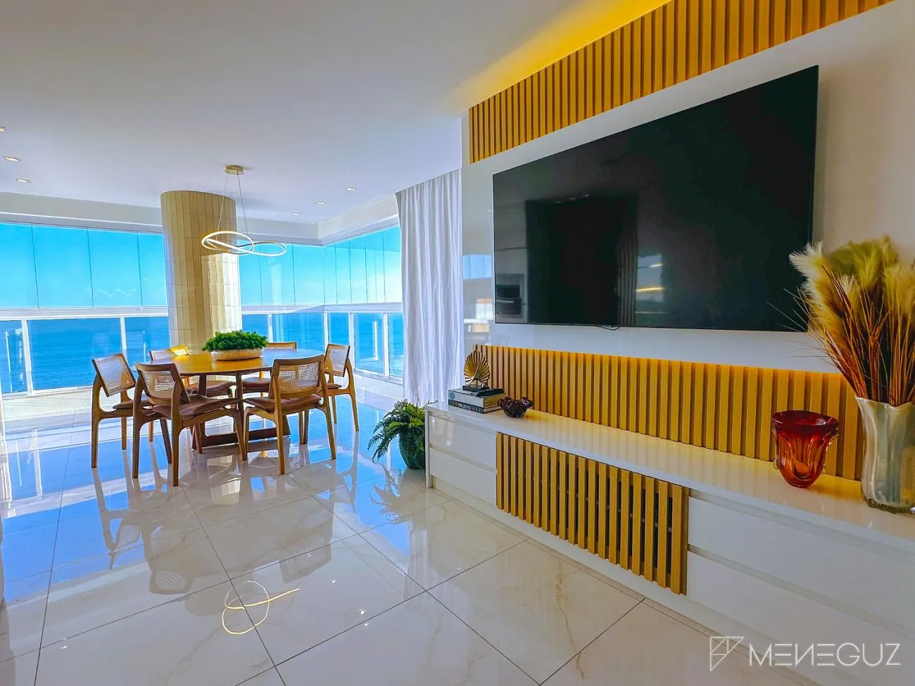 Imagem Apartamento 4 quartos, sendo 4 suítes a venda de frente para o mar na Praia do Morro em Guarapari