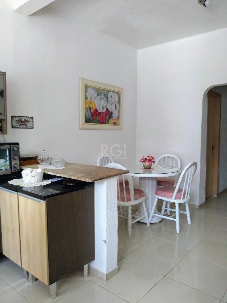 Imagem Casa para Venda - 400m², 3 dormitórios, sendo 2 suites, 2 vagas - Floresta