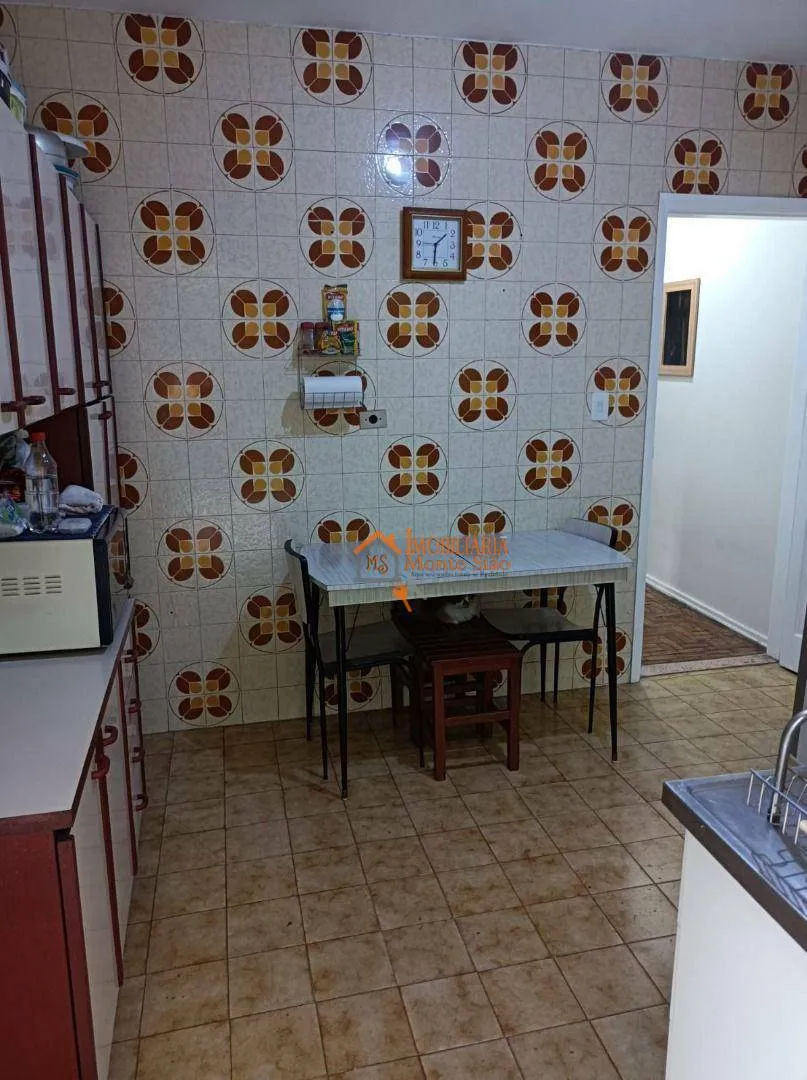 Imagem Sobrado com 2 dormitórios à venda, 111 m² por R$ 480.000,00 - Jardim Vila Galvão - Guarulhos/SP