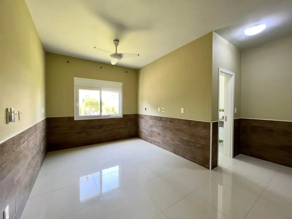 Imagem Casa em Condominio 3 Dormitórios - Bairro Atlantida Sul