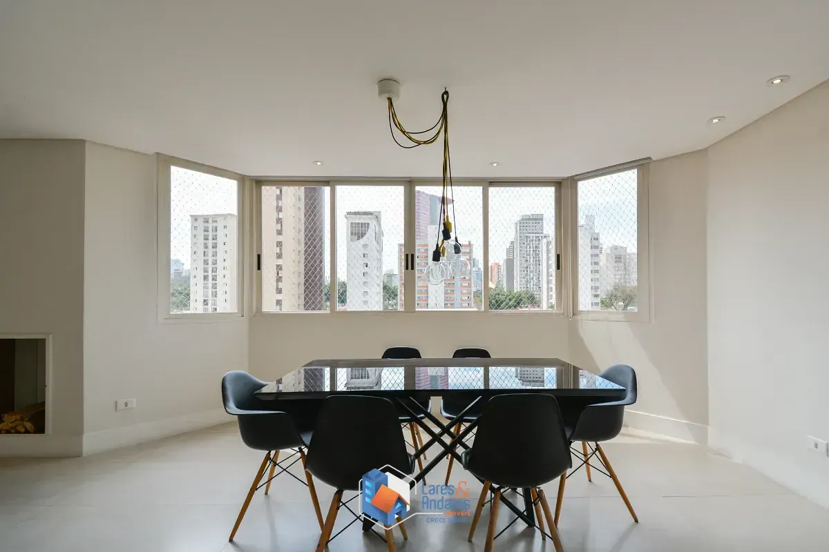 Imagem Apartamento para venda em Pinheiros com 2 quartos, sendo 2 suítes, 204m²