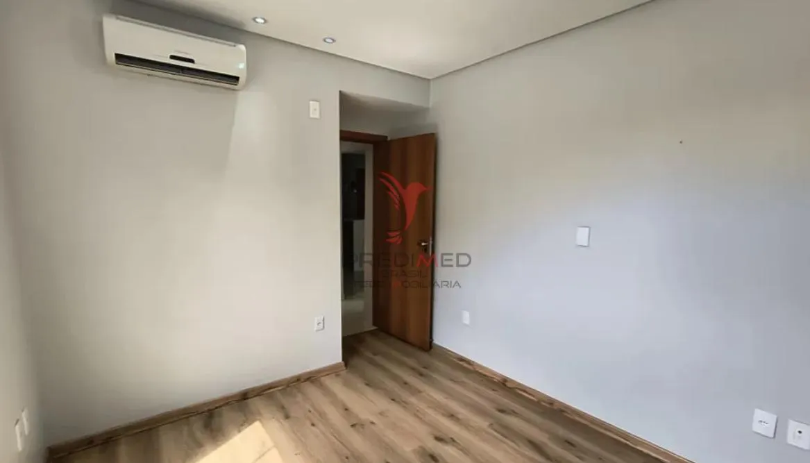 Imagem Apartamento de 2 Quartos Semi Mobiliado, sacada com churrasqueira, no Jaraguá Esquerdo. SC