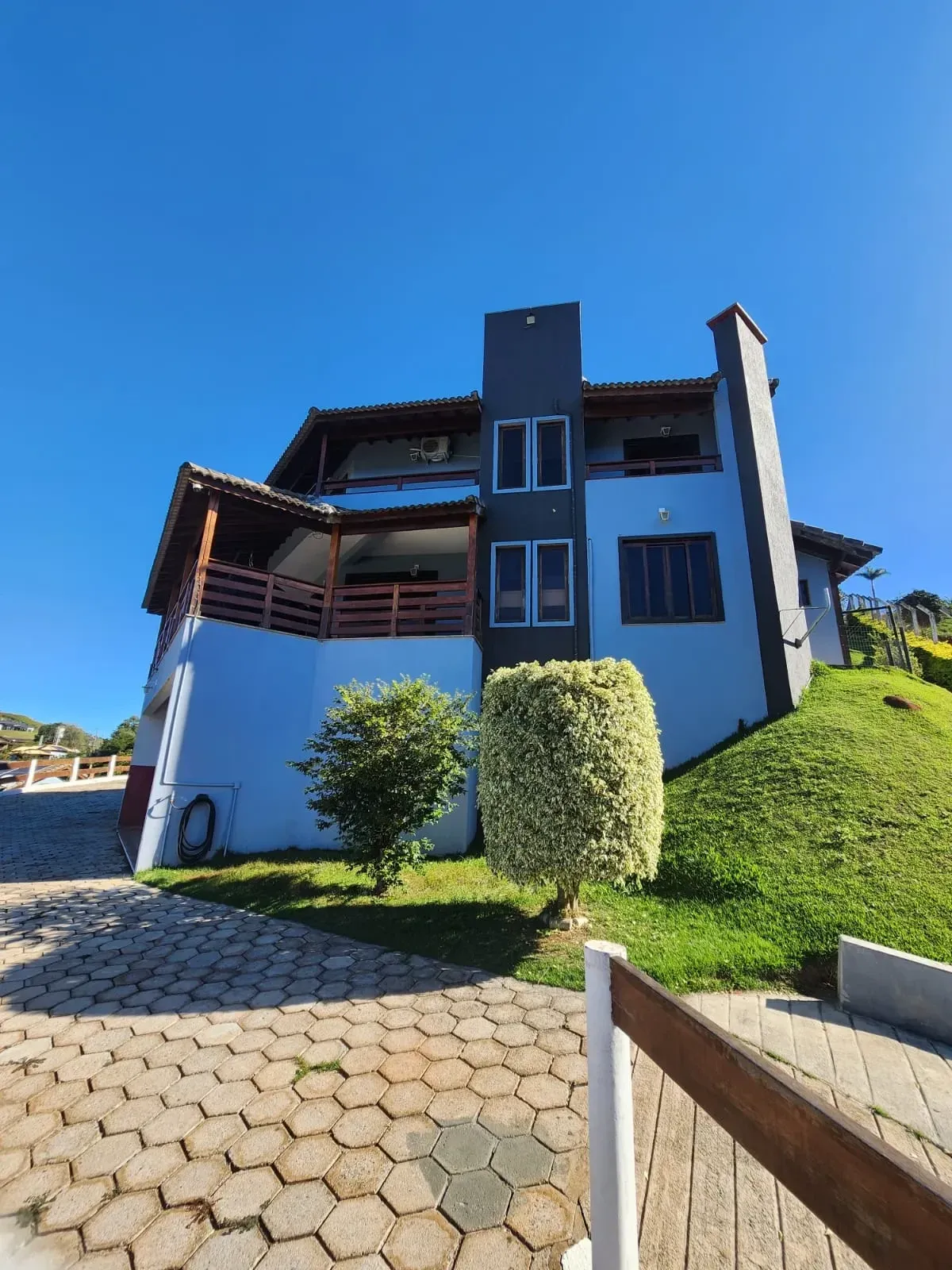 Imagem Chácara com 11 Quartos à Venda, 3000 m² em Paraíso de Igaratá - Igaratá
