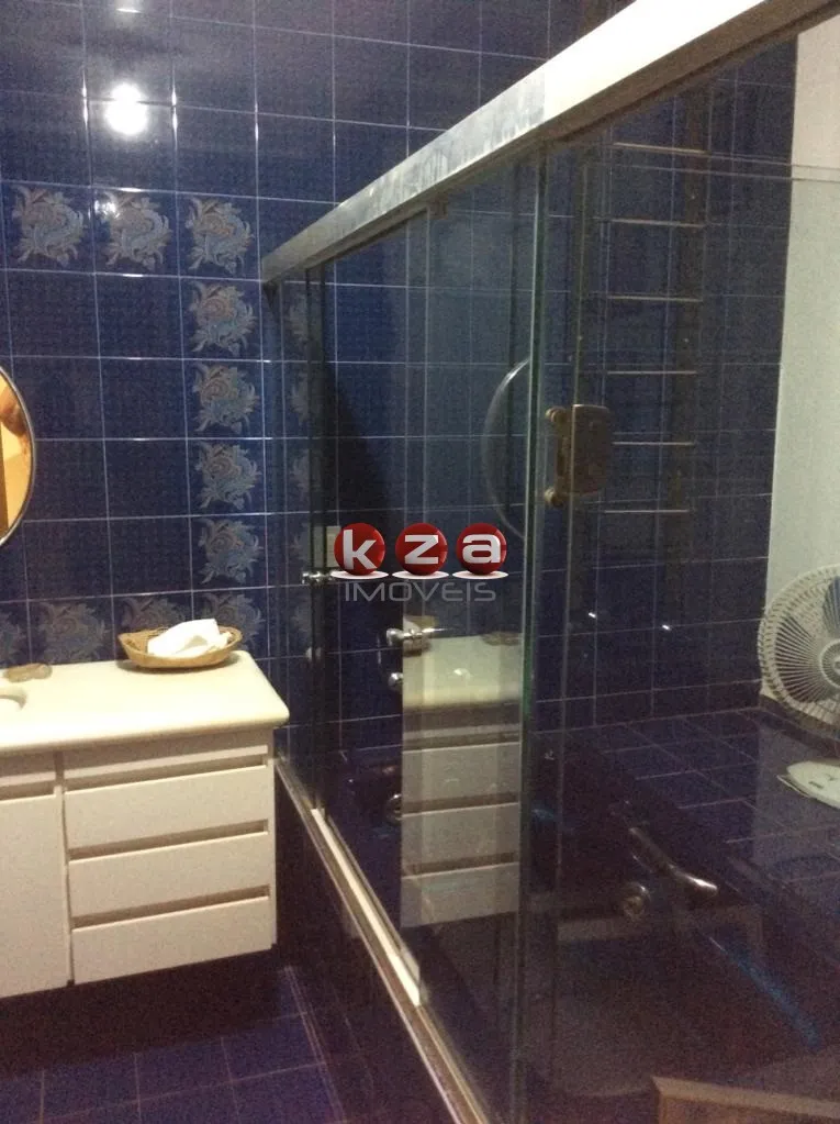 Imagem Luxuosa Casa em Condomínio à Venda em Campinas-SP, Barão Geraldo: 4 Quartos, 4 Suítes, 3 Salas, 8 Banheiros, 4 Vagas de Garagem, 880m².
