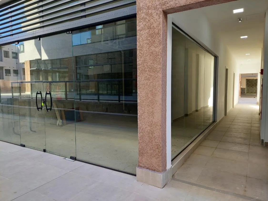 Imagem SALA COMERCIAL NO PORTAL DE VINHEDO - COMERCIAL II - PINHEIRINHO