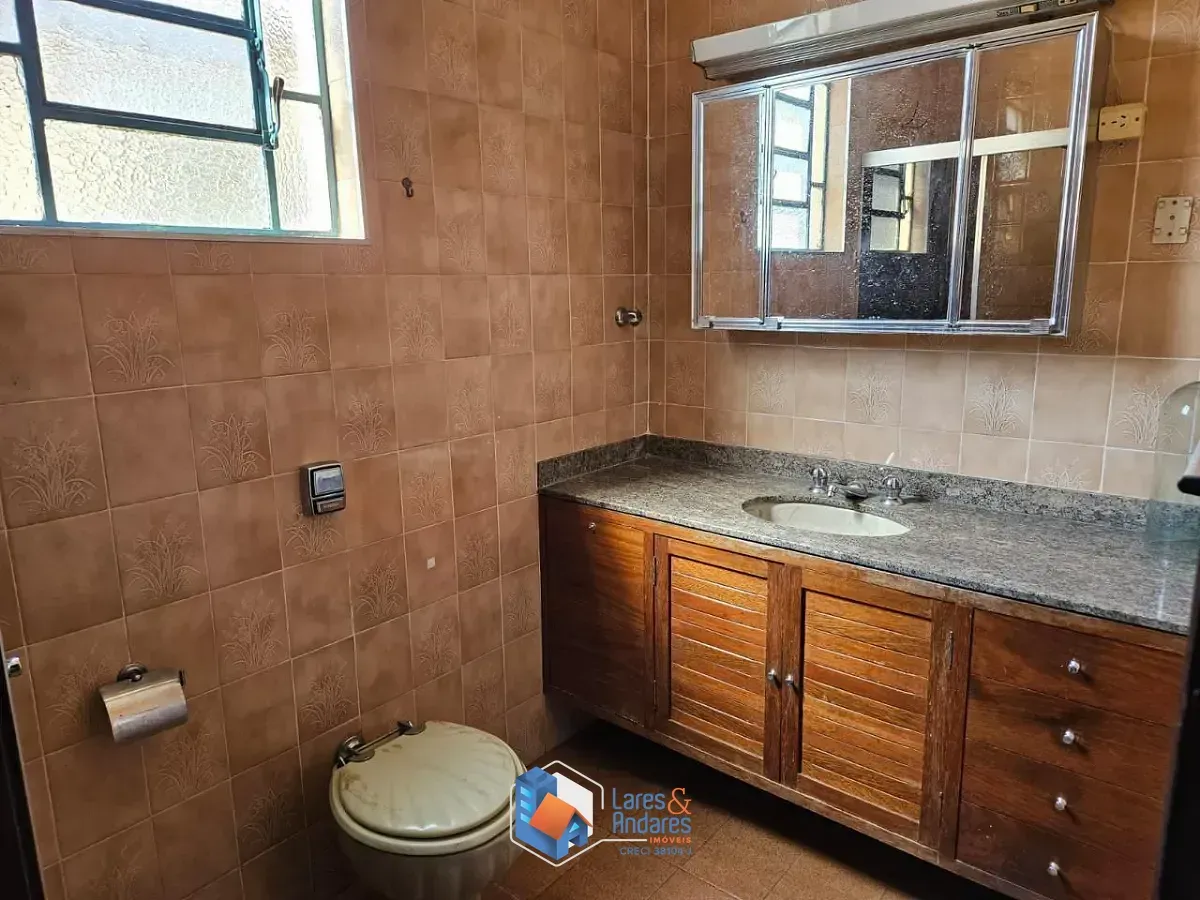 Imagem Casa para venda em Água Branca com 3 quartos, sendo 2 suítes, 228m²