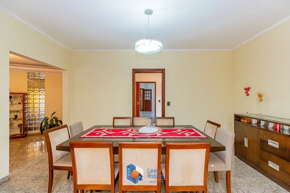 Imagem Casa no condomínio Residencial Morumbi para venda com 5 quartos, sendo 3 suítes, 425m²