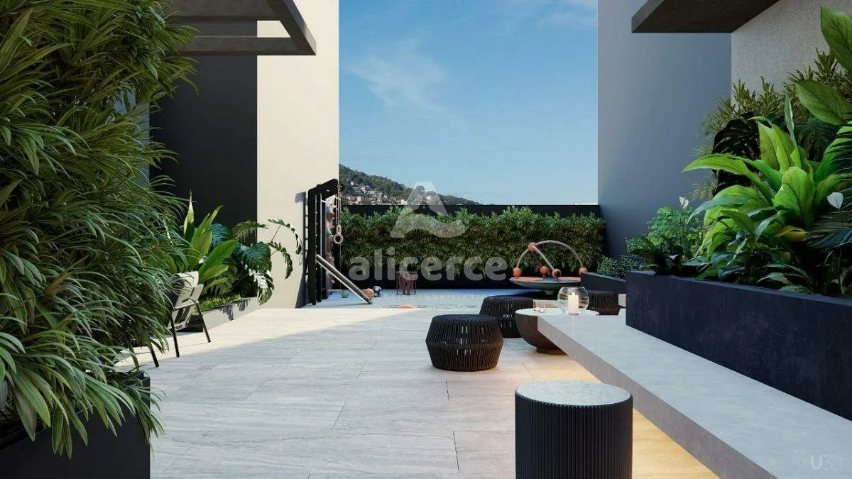 Imagem Studio à venda com 1 quarto , 30,85m² em Centro Florianópolis