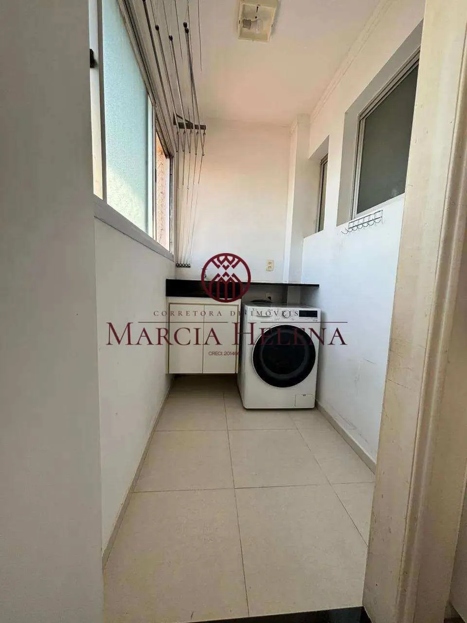 Imagem Apartamento à venda, no Edifício Asturias em Campinas, Taquaral, com 1 quarto, 57m2