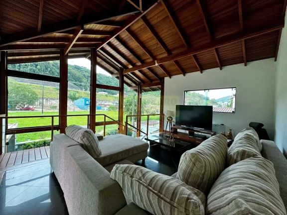 Imagem GRANDIOSA CASA SOFISTICADA E ELEGANTE C/ 3 DORMITORIOS E 4 BANHEIROS VENDA OU LOCAÇÃO