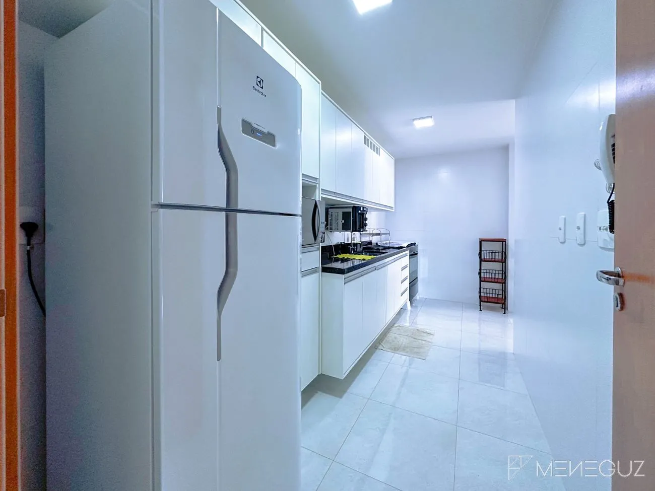 Imagem APARTAMENTO 3 QUARTOS A VENDA NA PRAIA DO MORRO, NA QUADRA DO MAR, COM LAZER E VISTA MAR
