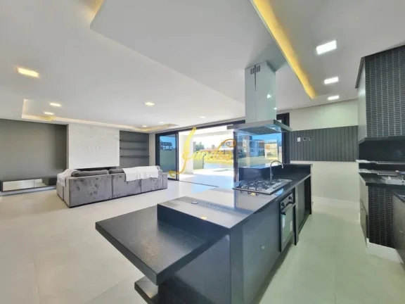 Imagem Sobrado beira de lago com 05 suítes, elevador, semi mobiliado