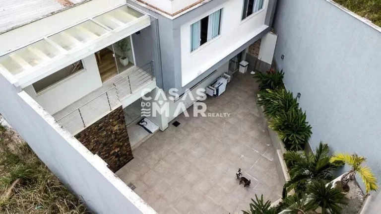 Imagem Casa frente mar de luxo em Angra dos Reis-RJ, bairro Piraquara (cunhambebe), 4 quartos, 4 suítes, 6 banheiros, 400m². Venha conferir!