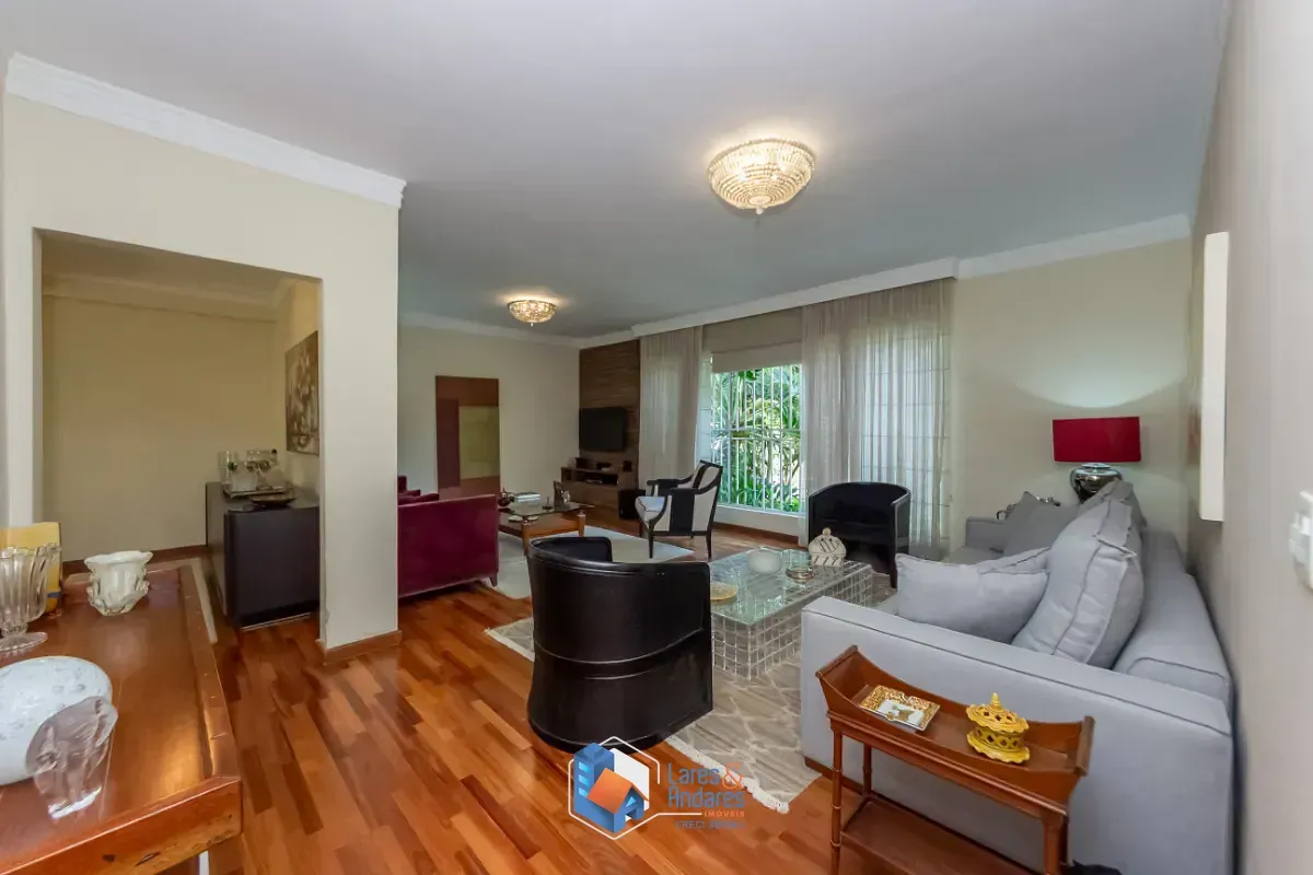 Foto do imóvel Casa para venda em Vila Mariana com 2 quartos, sendo 1 suíte, 206m² em Rua Deputado Joaquim Libânio