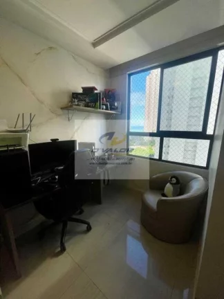 Imagem Vendo apto de alto padrão, com todos os móveis planejados, 216m2, vista mar, varanda gourmet, 4 sts, 4 vagas