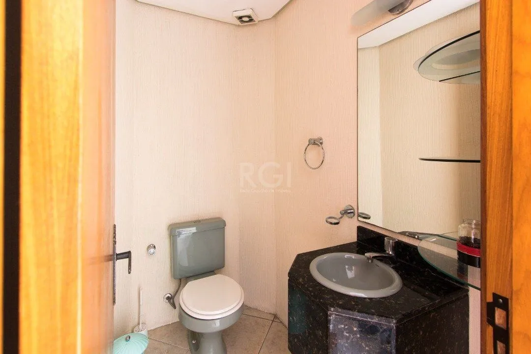 Imagem Casa para Venda - 204.75m², 3 dormitórios, sendo 1 suites, 3 vagas - Ipanema