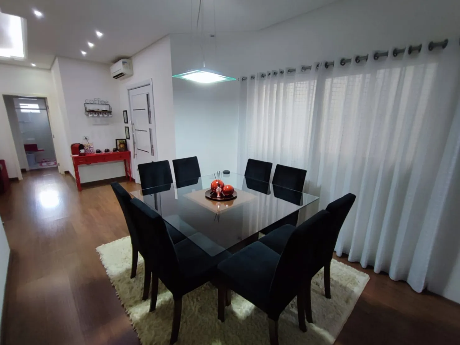 Imagem Casa à venda 3 Quartos, 2 Suites, 2 Vagas, 200M², Parque das Palmeiras, Pindamonhangaba - SP