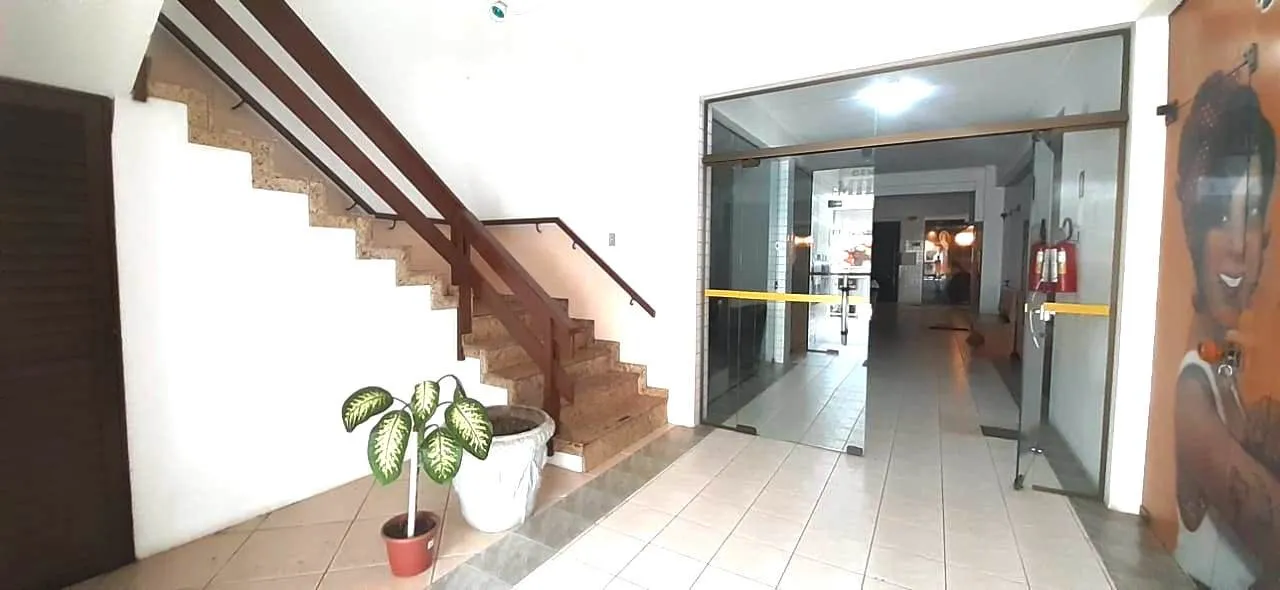 Imagem Sala comercial à venda em Torres, Centro, 382m2