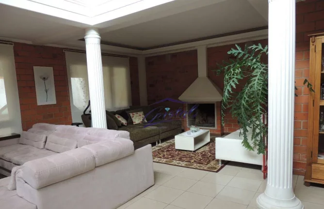 Imagem Casa com 4 dormitórios à venda, 318 m² por R$ 1.269.000,00 - Granja Carneiro Viana - Cotia/SP