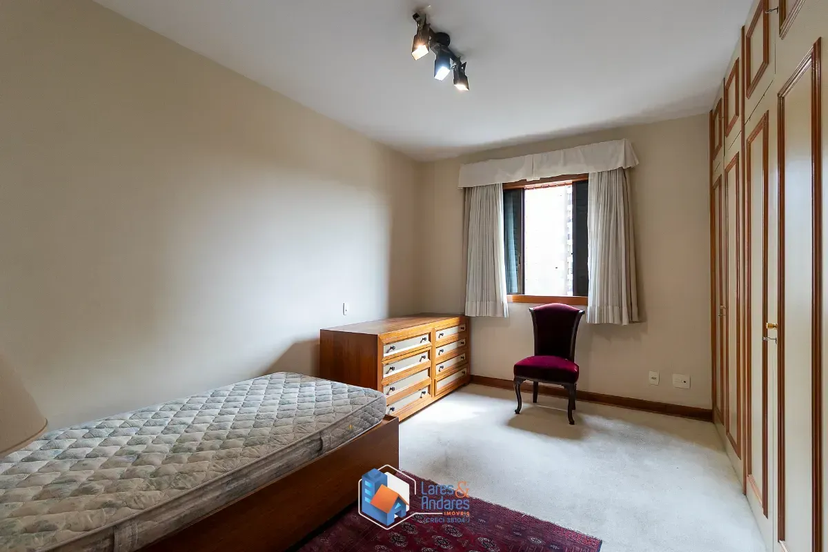 Imagem Apartamento para venda em Moema com 3 quartos, sendo 3 suítes, 325m²