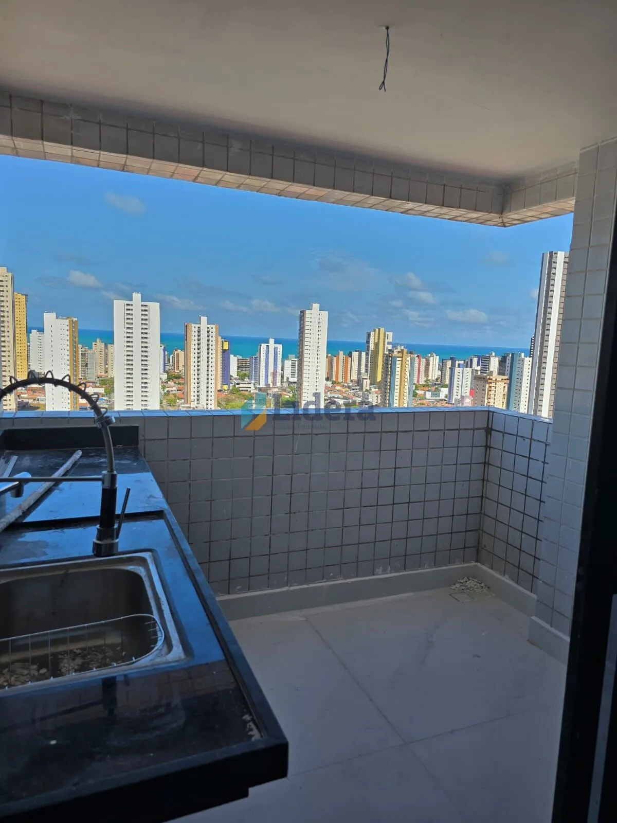 Imagem Apto Alto Padrão - 80m² - 3 quartos - 1 suite - Móveis projetados - em Manaíra, João Pessoa/PB