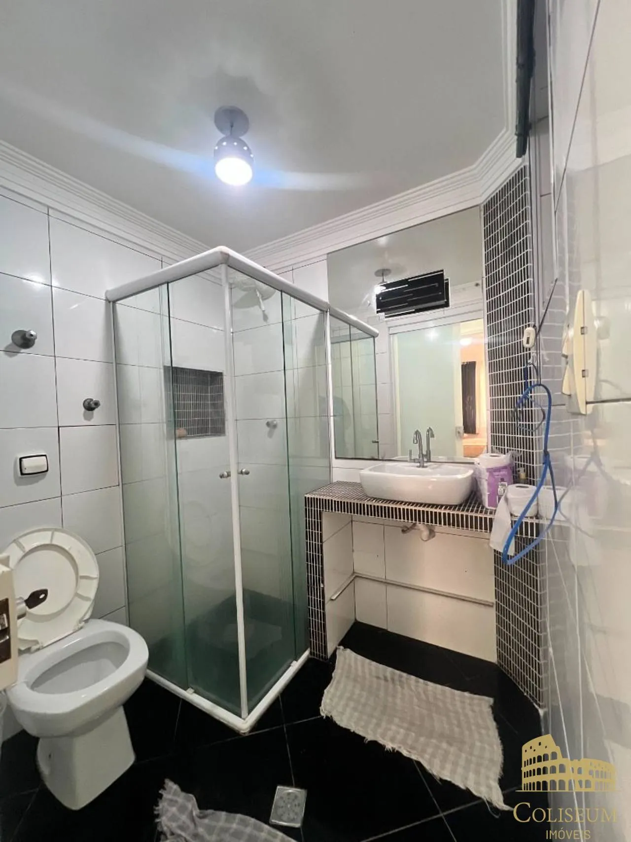 Imagem Apartamento com 2 dormitórios à venda, 76 m² por R$ 360.000 - Tupi - Praia Grande/SP