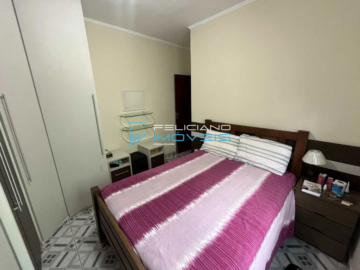 Imagem Casa com 2 quartos, Balneário Flórida, Praia Grande - R$ 420 mil, Cod: 7043