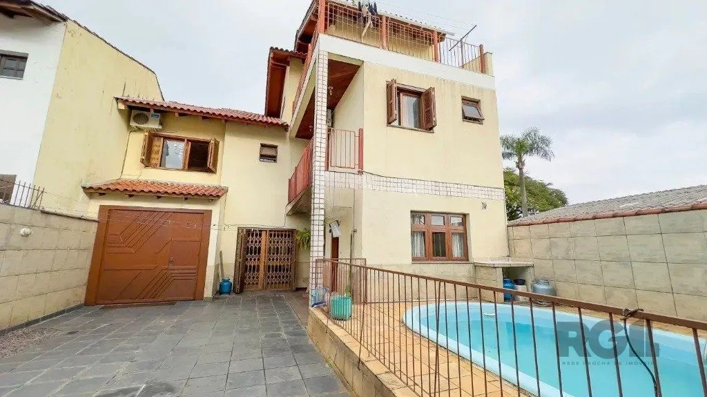 Imagem Casa com 4 quartos no bairro nonoai