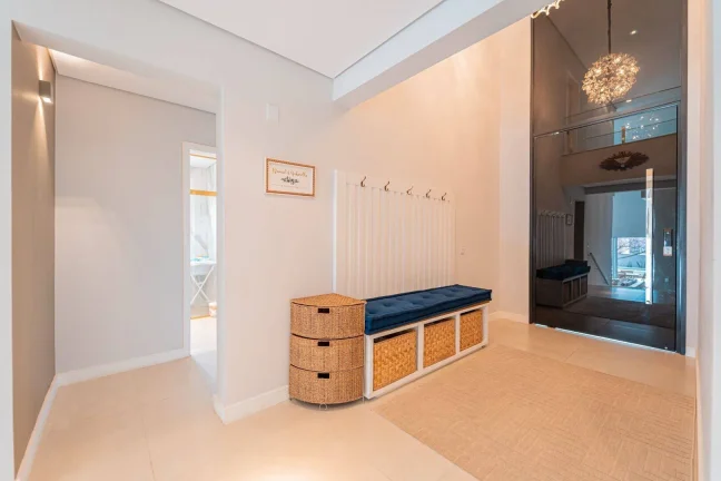 Imagem Casa a venda com 4 Quartos à venda, 400 m² por R$ 2.990.000 - Reserva Santa Maria - Jandira/SP